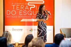 Carla Streit - Palestra na 2a Jornada de Terapia do Esquema
